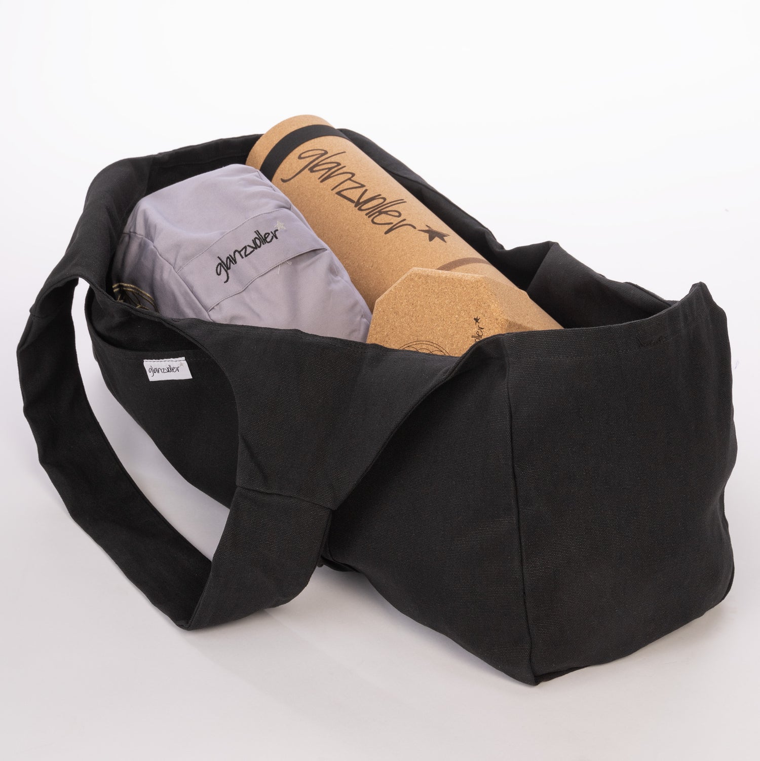 Yogatasche schwarz gefüllt